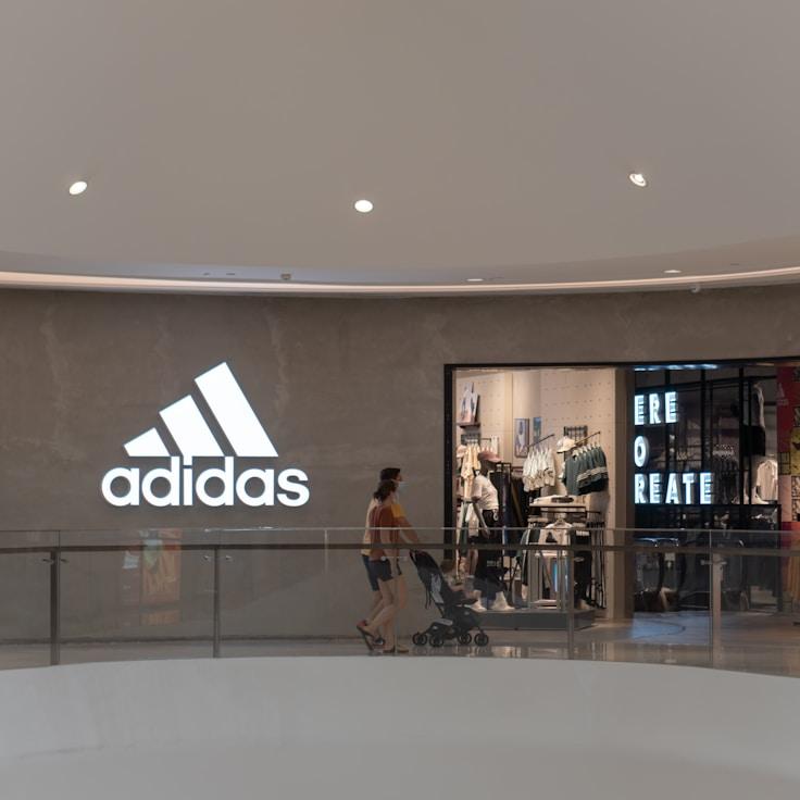 Family-friendly shopping and daily life in France